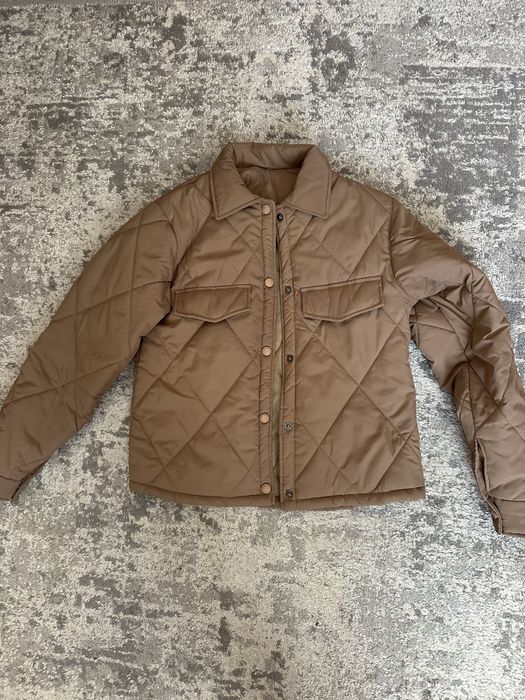 Курточка весняна