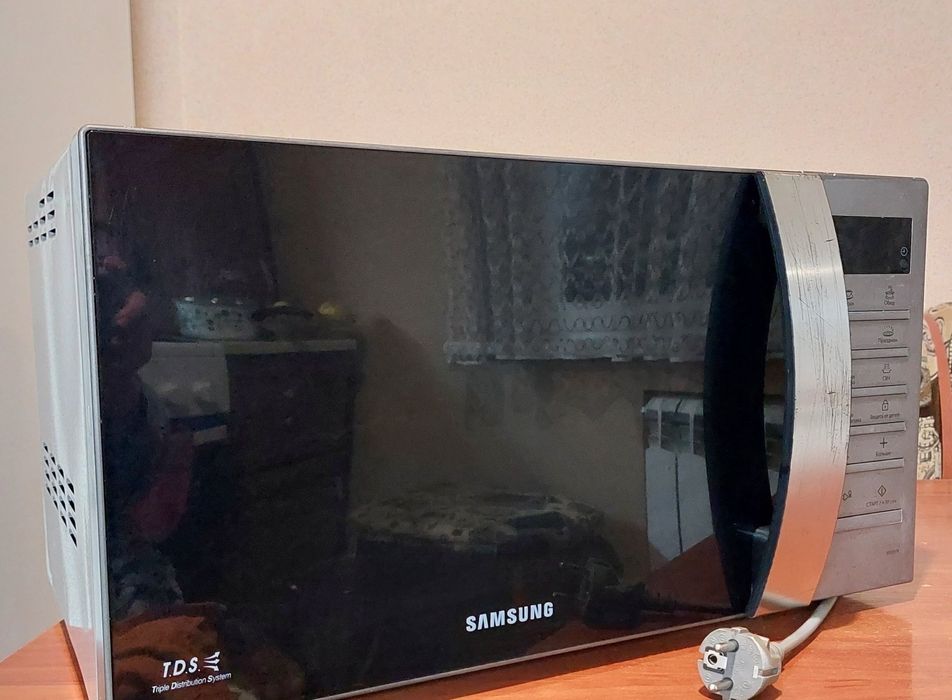 Микроволновка Samsung