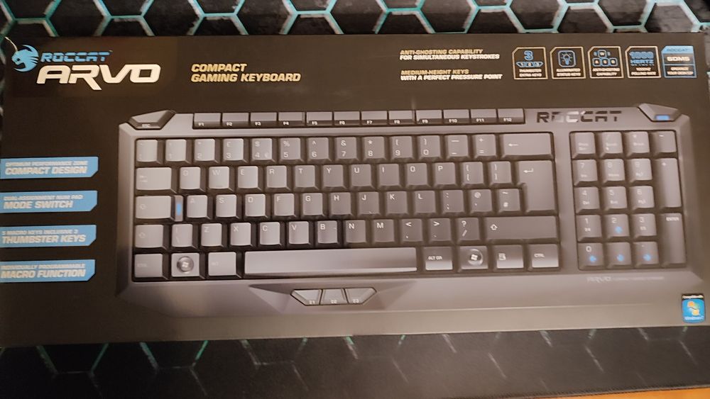 Teclado Roccat Arvo