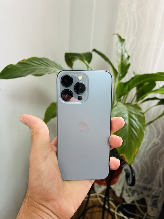 Продам не дорого iphone 13 про на  128