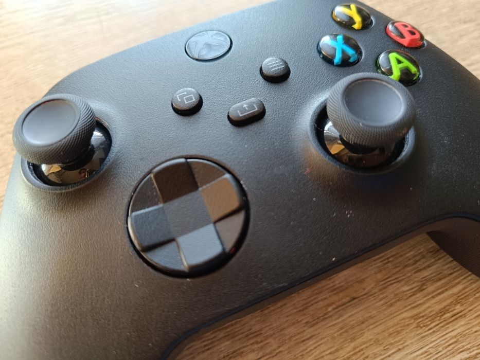 Pad Xbox One Oryginalny Kontroler bezprzewodowy + kontroler słuchawek