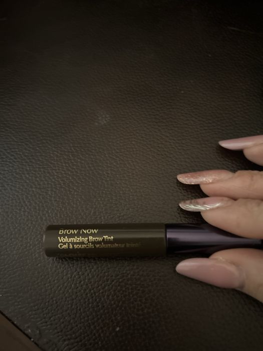 Tusz do brwi żel do brwi estee lauder brow now