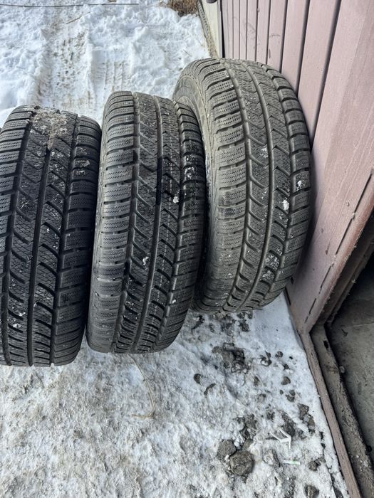 Резина 235 65 16 с