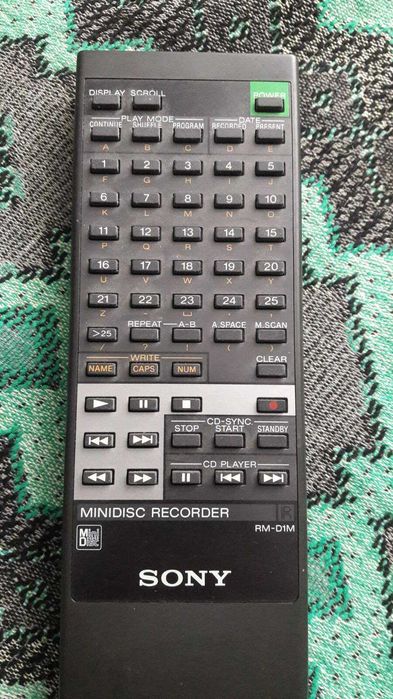 мини дисковая дека Sony-MDS 501 с пультом \коллекционное состояние!