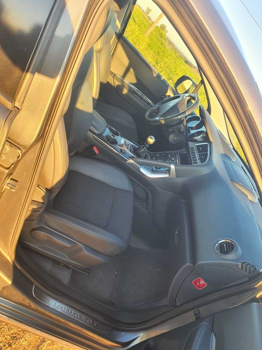 Peugeot 3008 VAR 1.6 HDI