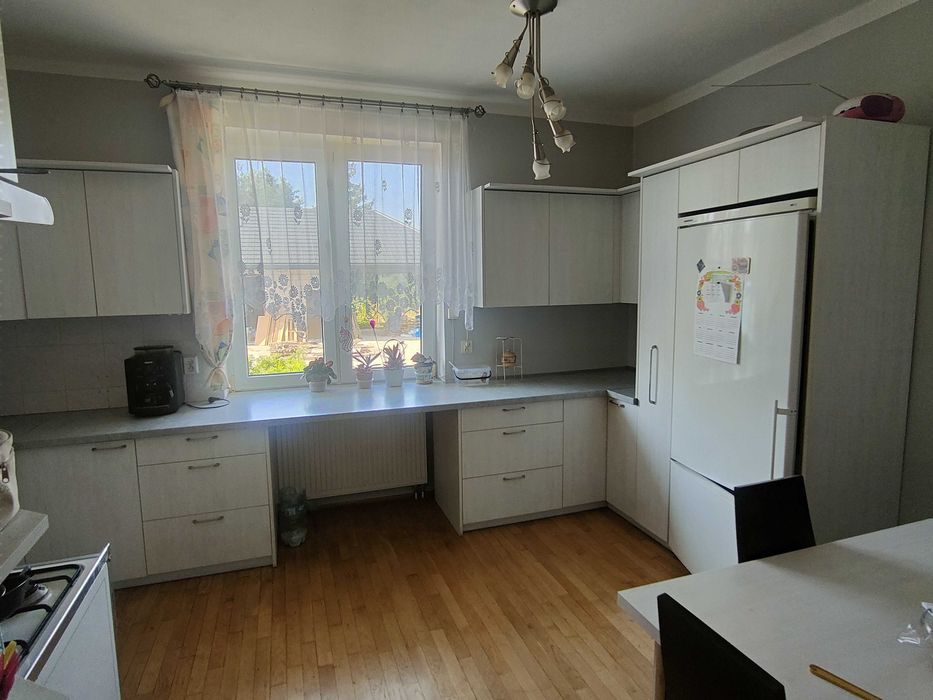 Dom w Czersku 160 m2 (5-6 pokoi), podpiwniczony + poddasze
