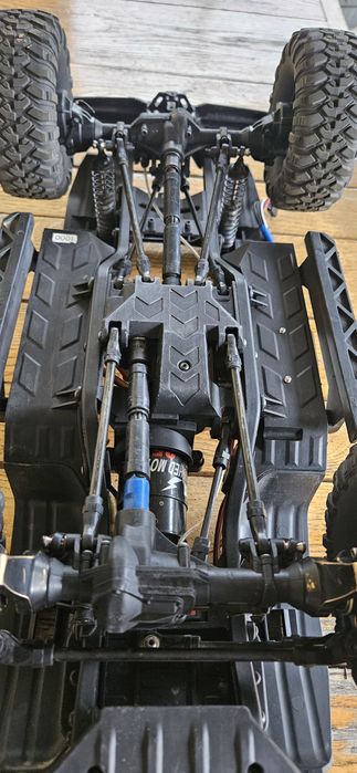 Okazja ulepszona  Beluga traxxas trx4 Bronco ulepszona wersja