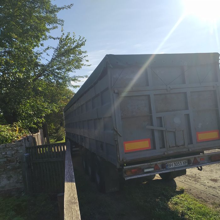 Полуприцеп Cardi