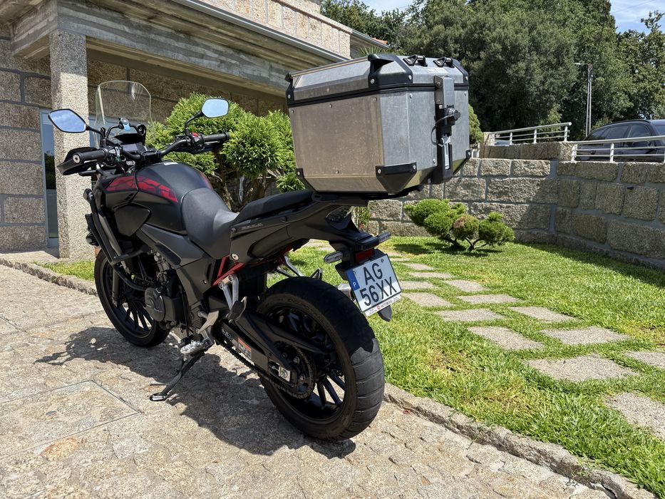Honda CB500X 2021