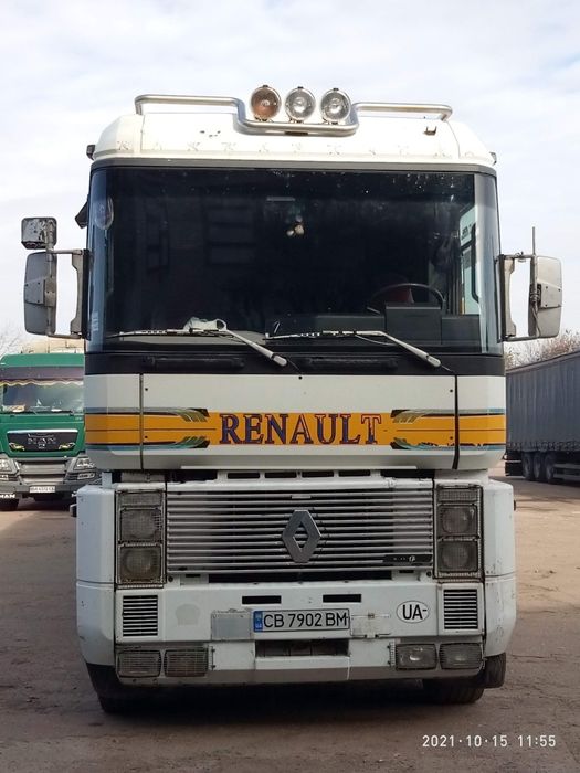 Продам машину тягач