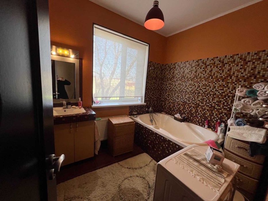 Дом для семьи в центре