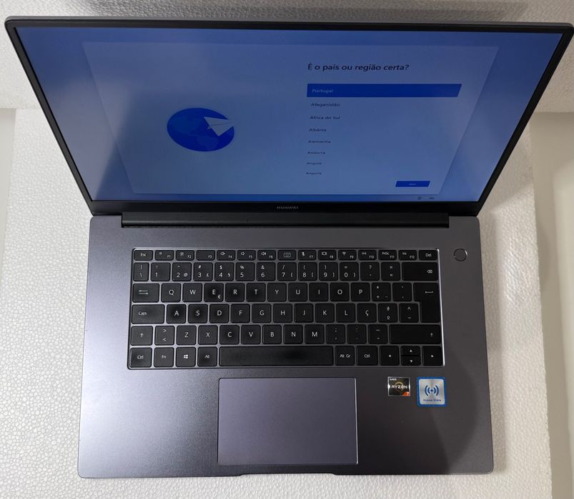 Huawei MateBook D15 Ryzen 7 / 8GB / 512GB SSD