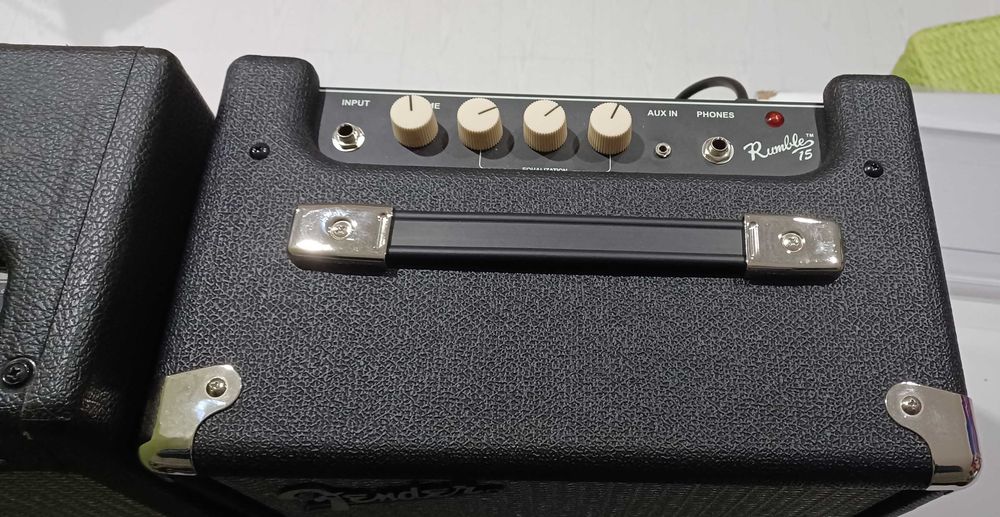 Amplificador Fender bass rumble 15