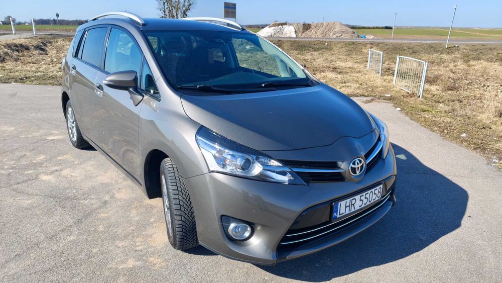 Toyota Verso 1800cm3 benzyna 2017r 7-osobowy