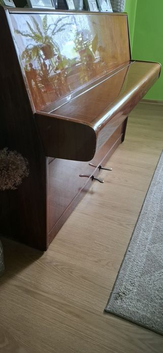 Sprzedam stare pianino