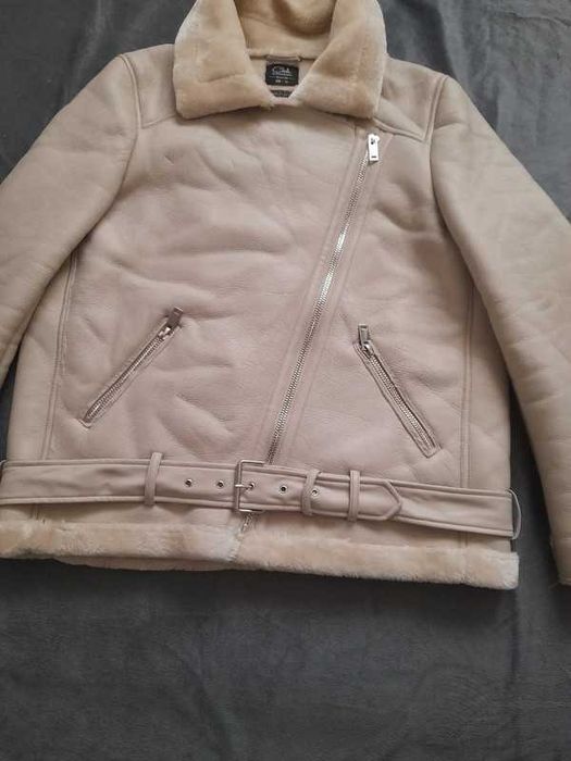 Kremowa kurtka pilotka kożuszek C&A rozm 44