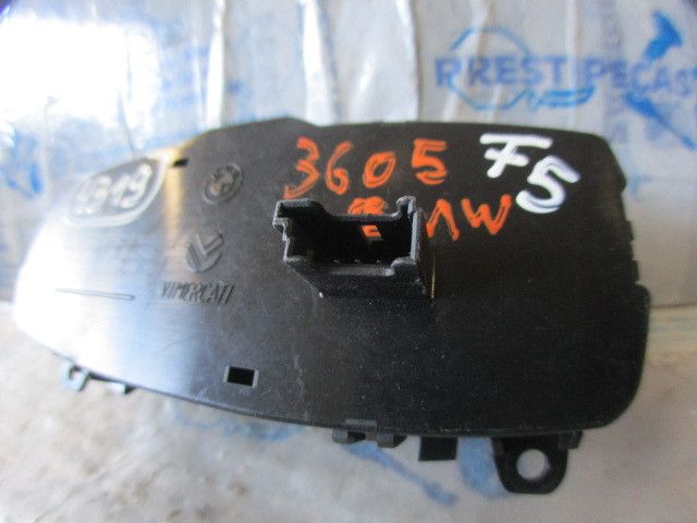 Botão / interruptor de luzes BMW 1 (F20)