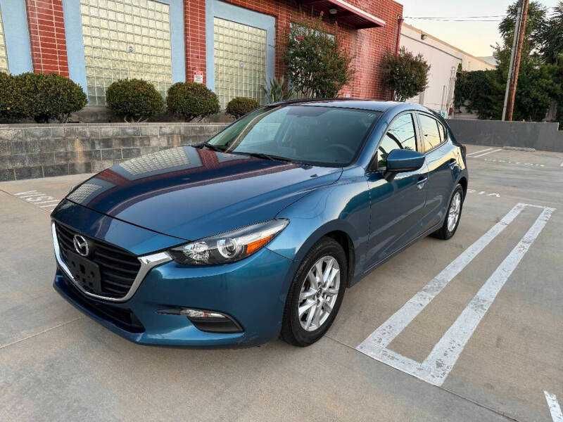2017 Mazda 3 Sport