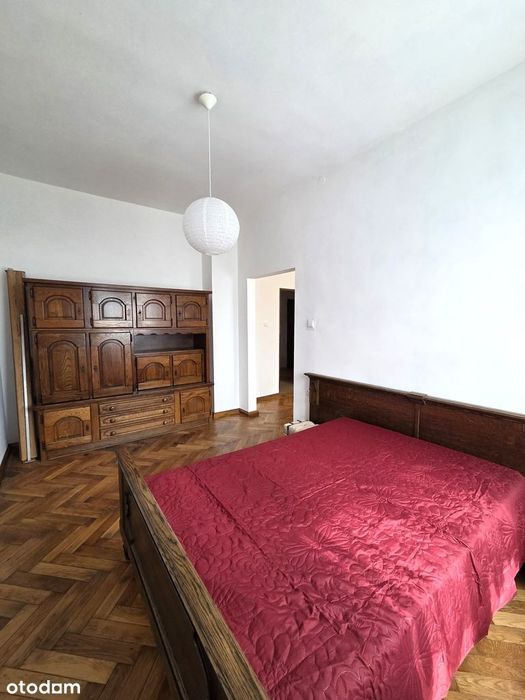 Wyjątkowy, wyremontowany dom- 3 wyposażone mieszkania, lasy i jezioro