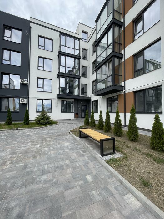 1-кімнатна квартира 41,8 м² | Панорамні вікна | Тепла підлога | єОселя
