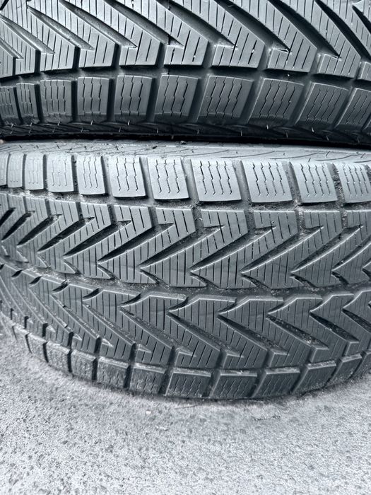 245 40 18 Vredestein Xtreme S 85% 2024 Шини Зима
