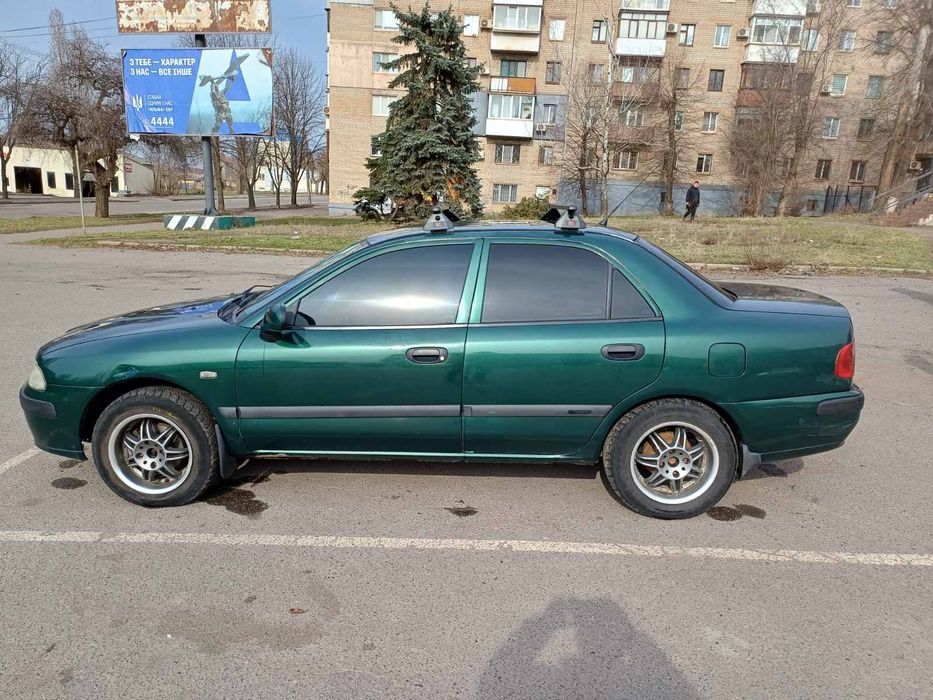 Продам автомобиль Mitsubishi Carisma