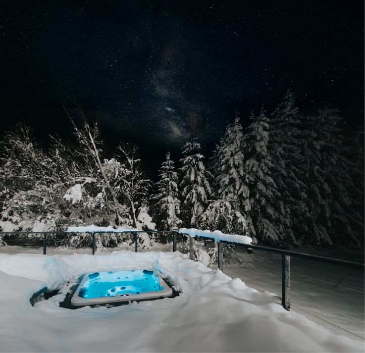 Domek w Bieszczadach, 90m2 i 105m2 prywatne JACUZZI, ferie zimowe