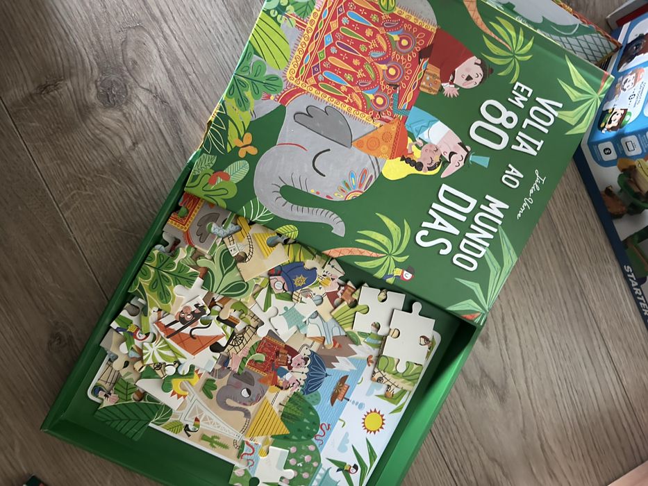 Livro com puzzle -volta ao Mundo em 80 dias