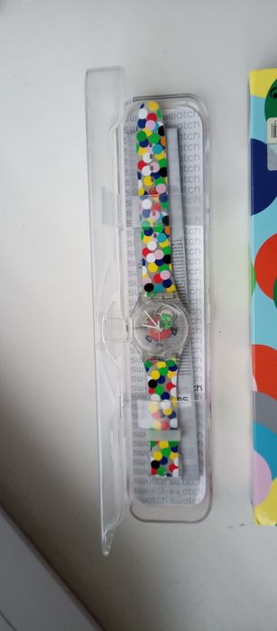 Годинник  Swatch  новий !
