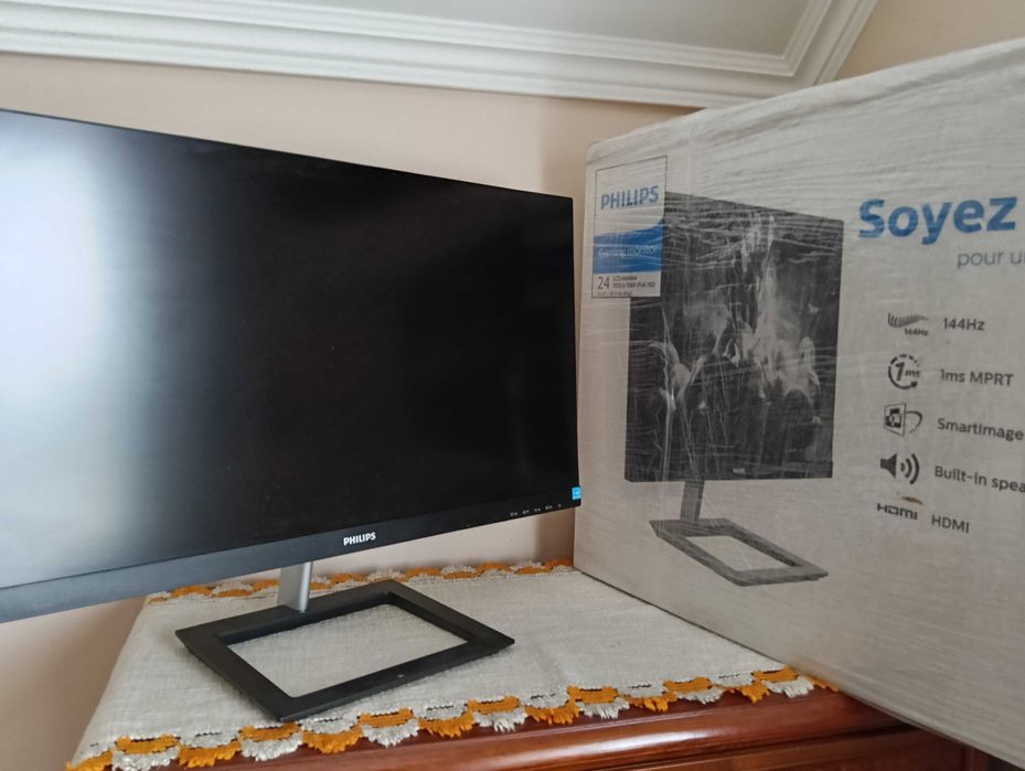 Монітор ігровий  Philips 242e1gaj 144 Hz FullHD