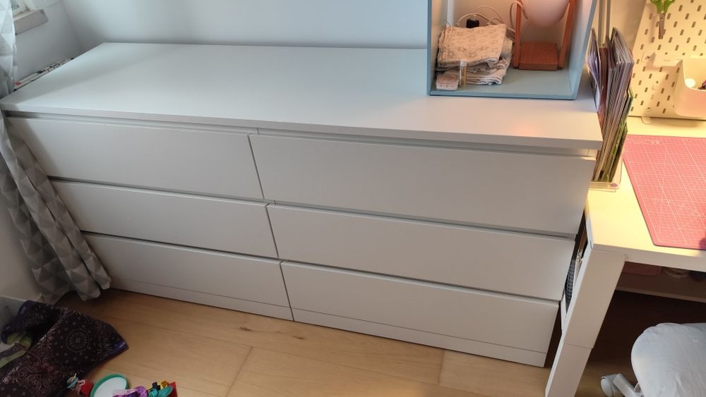 Reservada - Cómoda Malm Ikea
