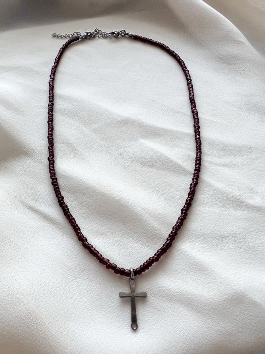 Naszyjnik z koralików i stali chirurgicznej