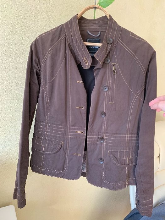 Куртка The North Face, на подкладке, 38 размер