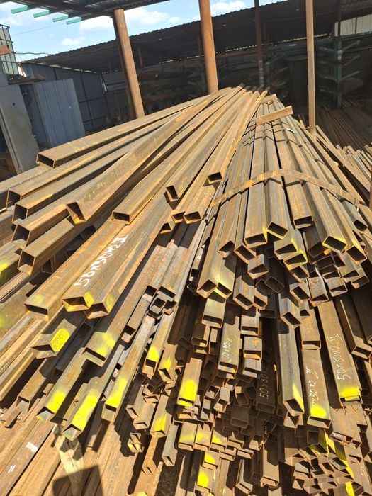 Профільна труба 50х30х2 мм . Уцінка