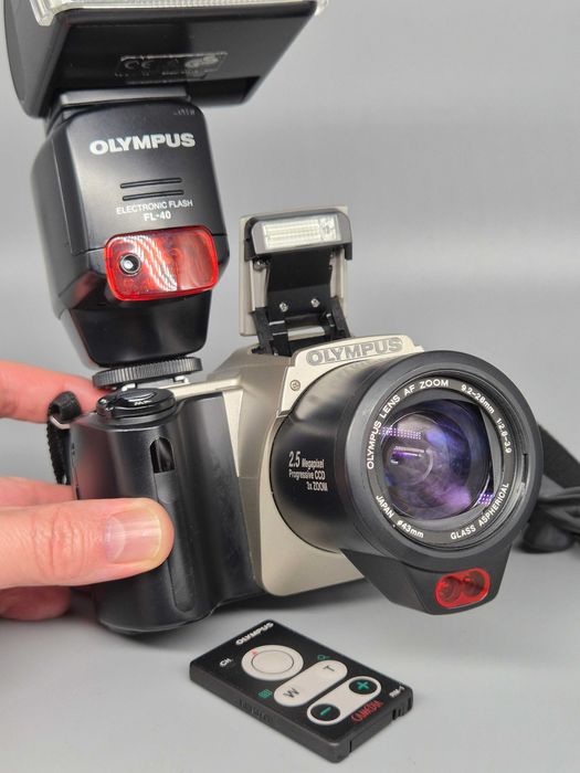 Olympus Camedia C-2500L lampa błyskowa FL-40 ładowarka vintage '99