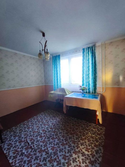 Продаж 3поверхового будинку в с.Нижнів , Івано-Франківська обл