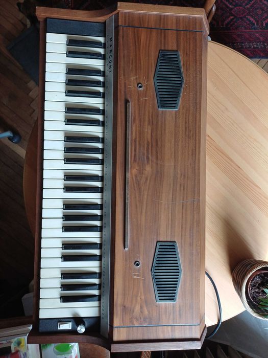 Organy stroikowe na prąd Marconi