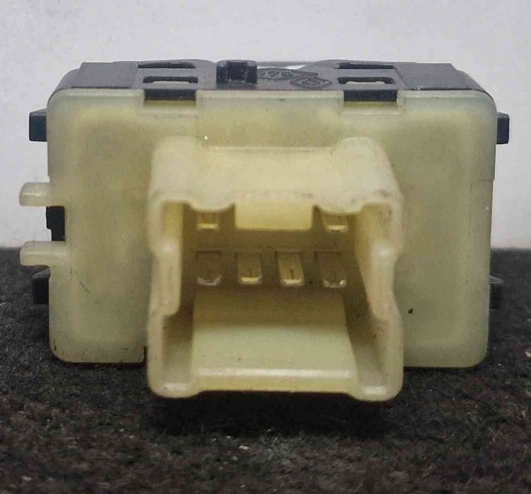 Comando / Botão / Interruptor Vidros Frente Esquerdo 254218614R - RENAULT CLIO IV