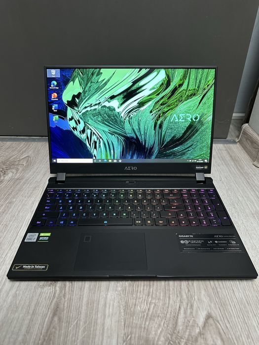 Gigabyte Aero I7 RTX 3070 tgp 110W 144HZ