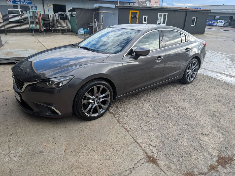 Mazda 6
