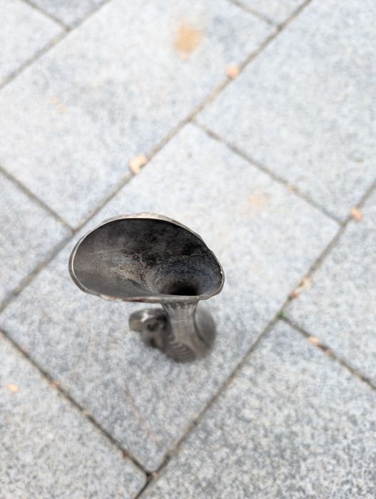 Flakon chyba srebrny