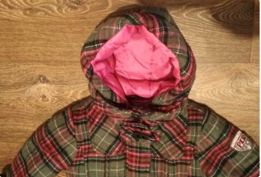 р.98 тепла куртка для дівчинки