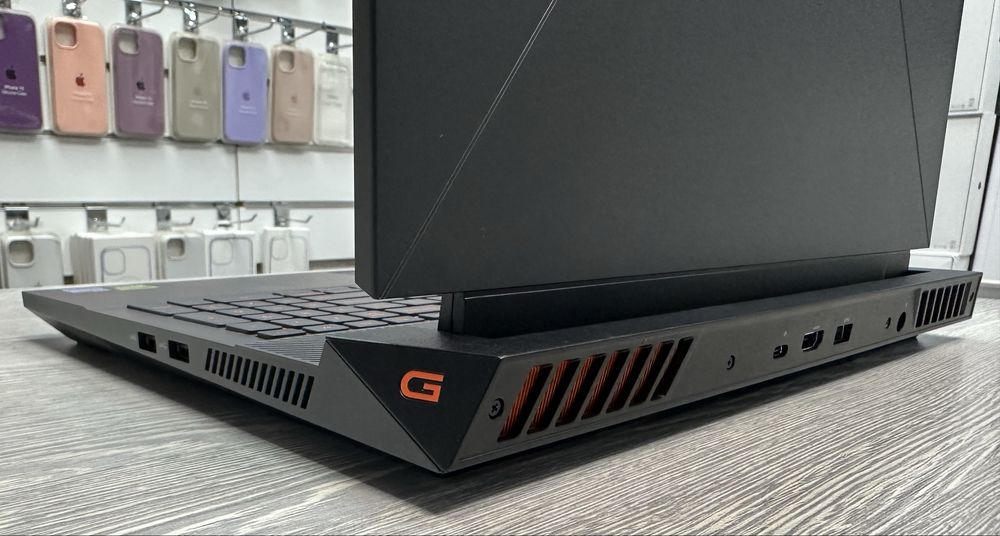 Del G15 5530 / i7 (13650HX) / RAM 16 / RTX 4060 / SSD 1 TB
