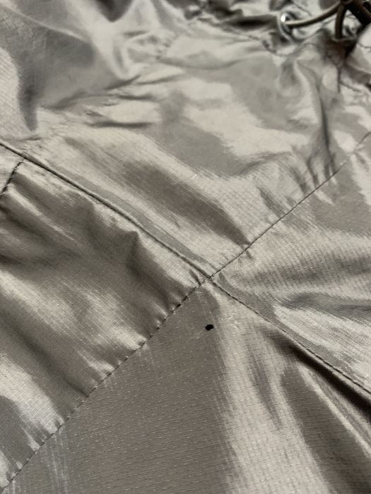 Утеплена вітровка Helly Hansen odin