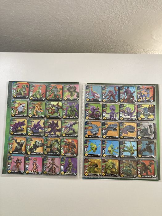 Caderneta Panini Invizimals The Resistance Completa