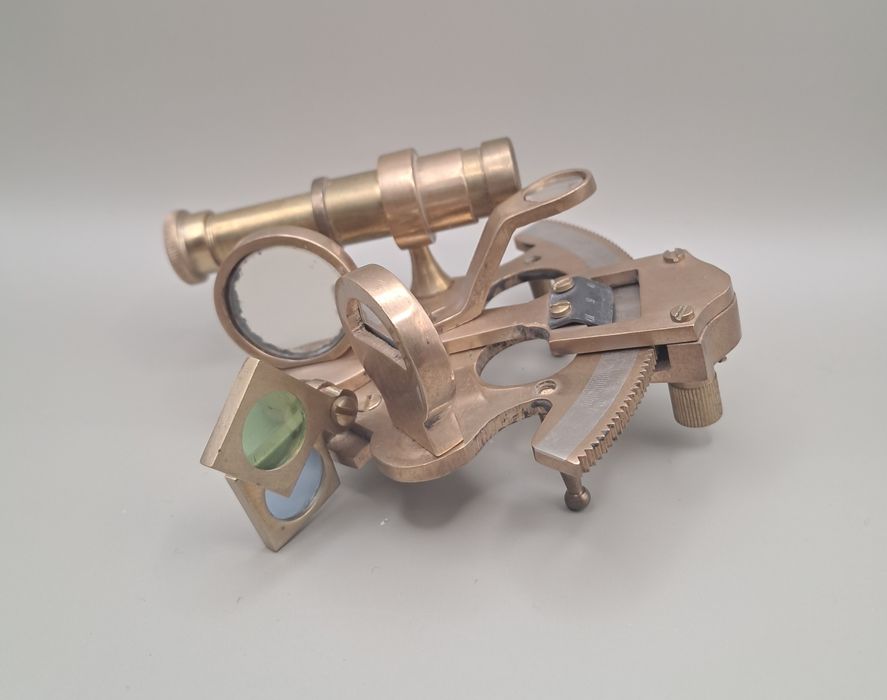 Sextante instrumento náutico