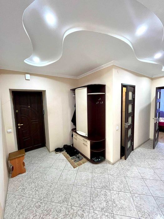 Продаж 3-кім. квартири. вул. Зелена-Жасминова-Новобудова Карпатбуд