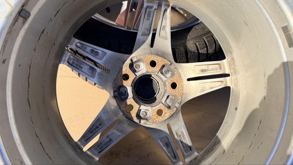 245/40 R18 диски з резиною