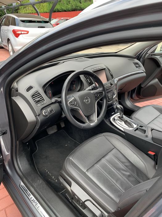Opel Insignia Sports Tourer — fotografia 3
