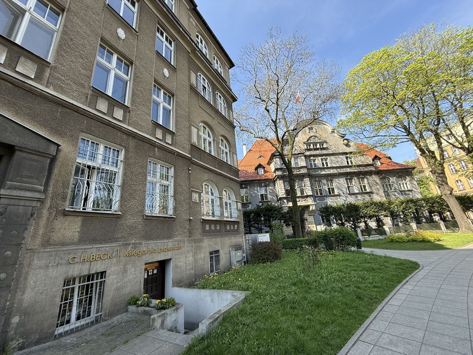 Lokal  do wynajecia od 1 .12.25 -wejście bezpośrednio z ulicy